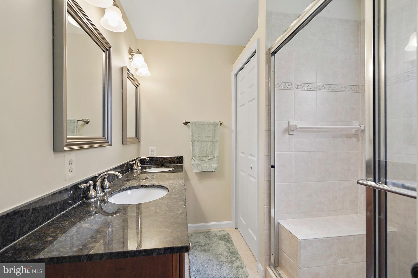 13430 BLACK GUM CT, CHANTILLY, Virginia 20151, 4 Bedrooms Bedrooms, 12 Rooms Rooms,2 BathroomsBathrooms,Residential,For sale,13430 BLACK GUM CT,VAFX2259054 MLS # VAFX2259054