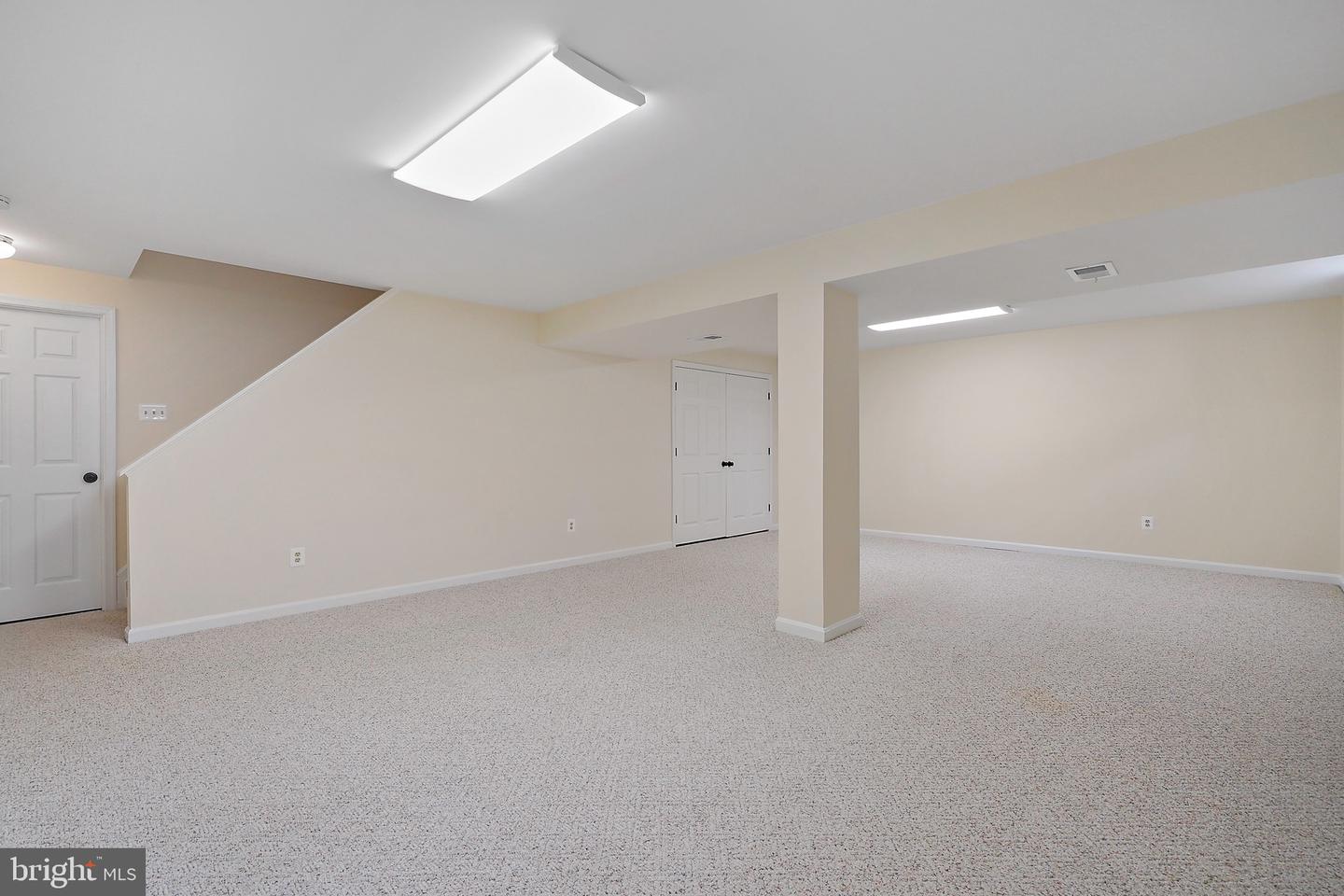 13430 BLACK GUM CT, CHANTILLY, Virginia 20151, 4 Bedrooms Bedrooms, 12 Rooms Rooms,2 BathroomsBathrooms,Residential,For sale,13430 BLACK GUM CT,VAFX2259054 MLS # VAFX2259054