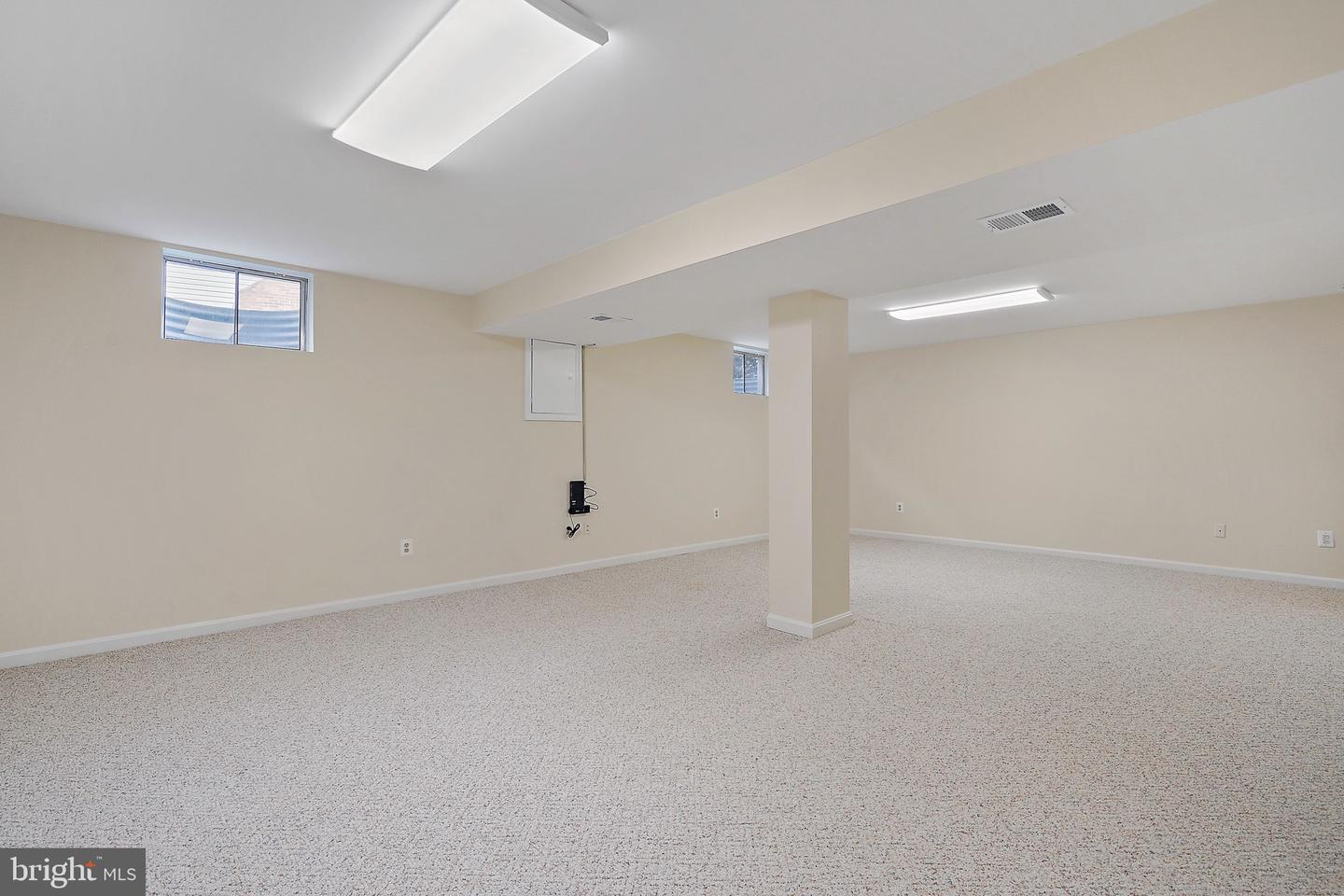 13430 BLACK GUM CT, CHANTILLY, Virginia 20151, 4 Bedrooms Bedrooms, 12 Rooms Rooms,2 BathroomsBathrooms,Residential,For sale,13430 BLACK GUM CT,VAFX2259054 MLS # VAFX2259054