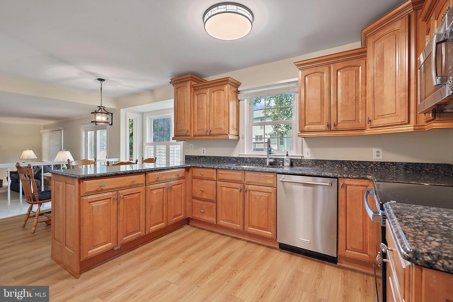 13430 BLACK GUM CT, CHANTILLY, Virginia 20151, 4 Bedrooms Bedrooms, 12 Rooms Rooms,2 BathroomsBathrooms,Residential,For sale,13430 BLACK GUM CT,VAFX2259054 MLS # VAFX2259054