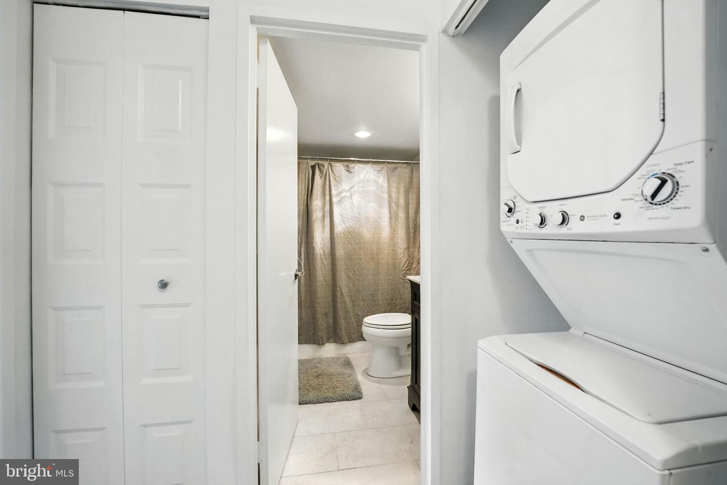 2311 PIMMIT DR #106, FALLS CHURCH, Virginia 22043, 1 Bedroom Bedrooms, ,1 BathroomBathrooms,Residential,For sale,2311 PIMMIT DR #106,VAFX2259154 MLS # VAFX2259154