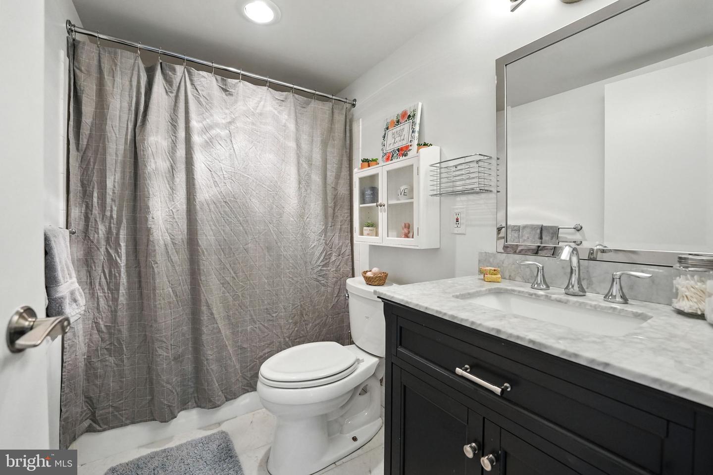 2311 PIMMIT DR #106, FALLS CHURCH, Virginia 22043, 1 Bedroom Bedrooms, ,1 BathroomBathrooms,Residential,For sale,2311 PIMMIT DR #106,VAFX2259154 MLS # VAFX2259154