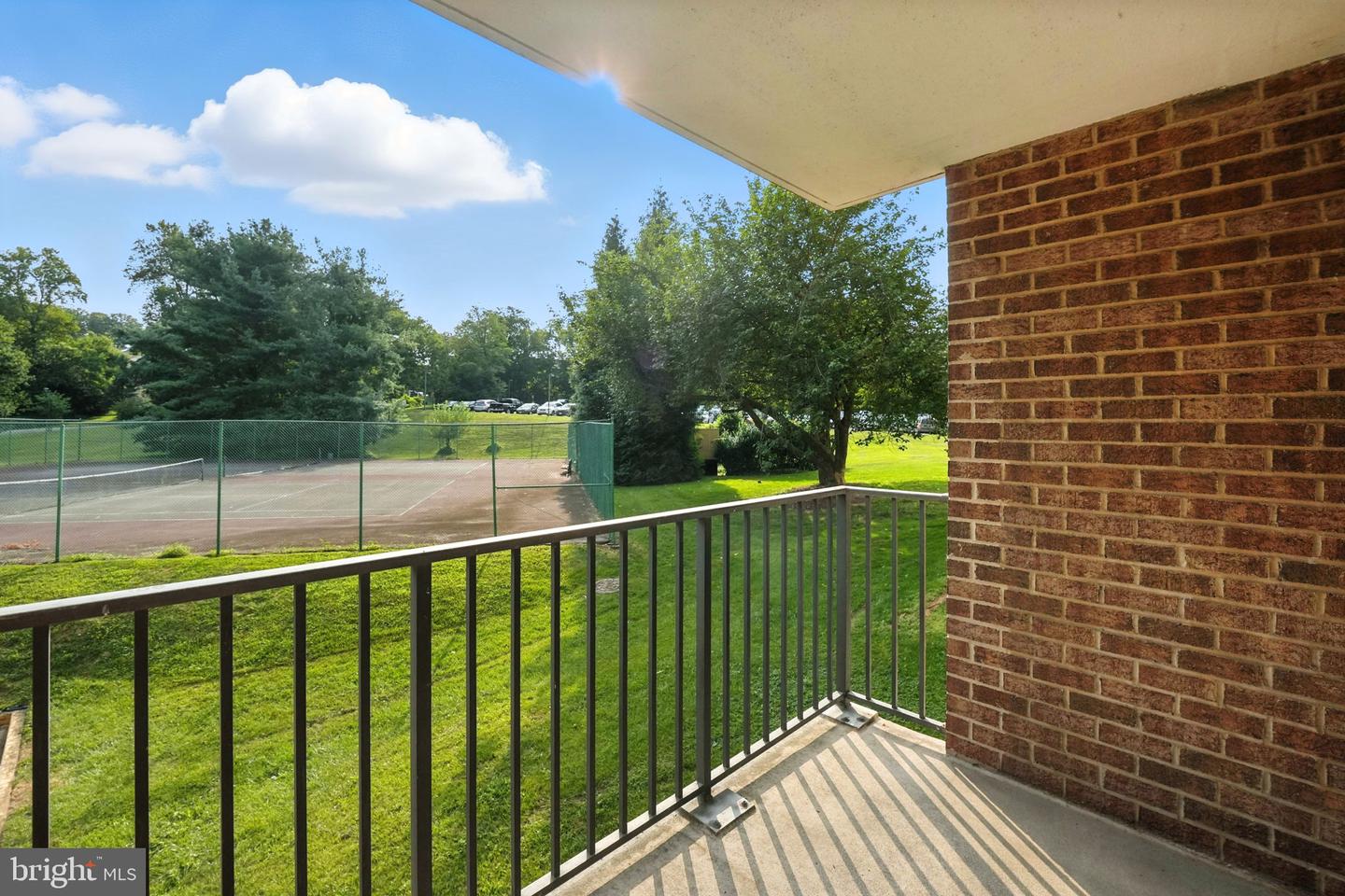 2311 PIMMIT DR #106, FALLS CHURCH, Virginia 22043, 1 Bedroom Bedrooms, ,1 BathroomBathrooms,Residential,For sale,2311 PIMMIT DR #106,VAFX2259154 MLS # VAFX2259154