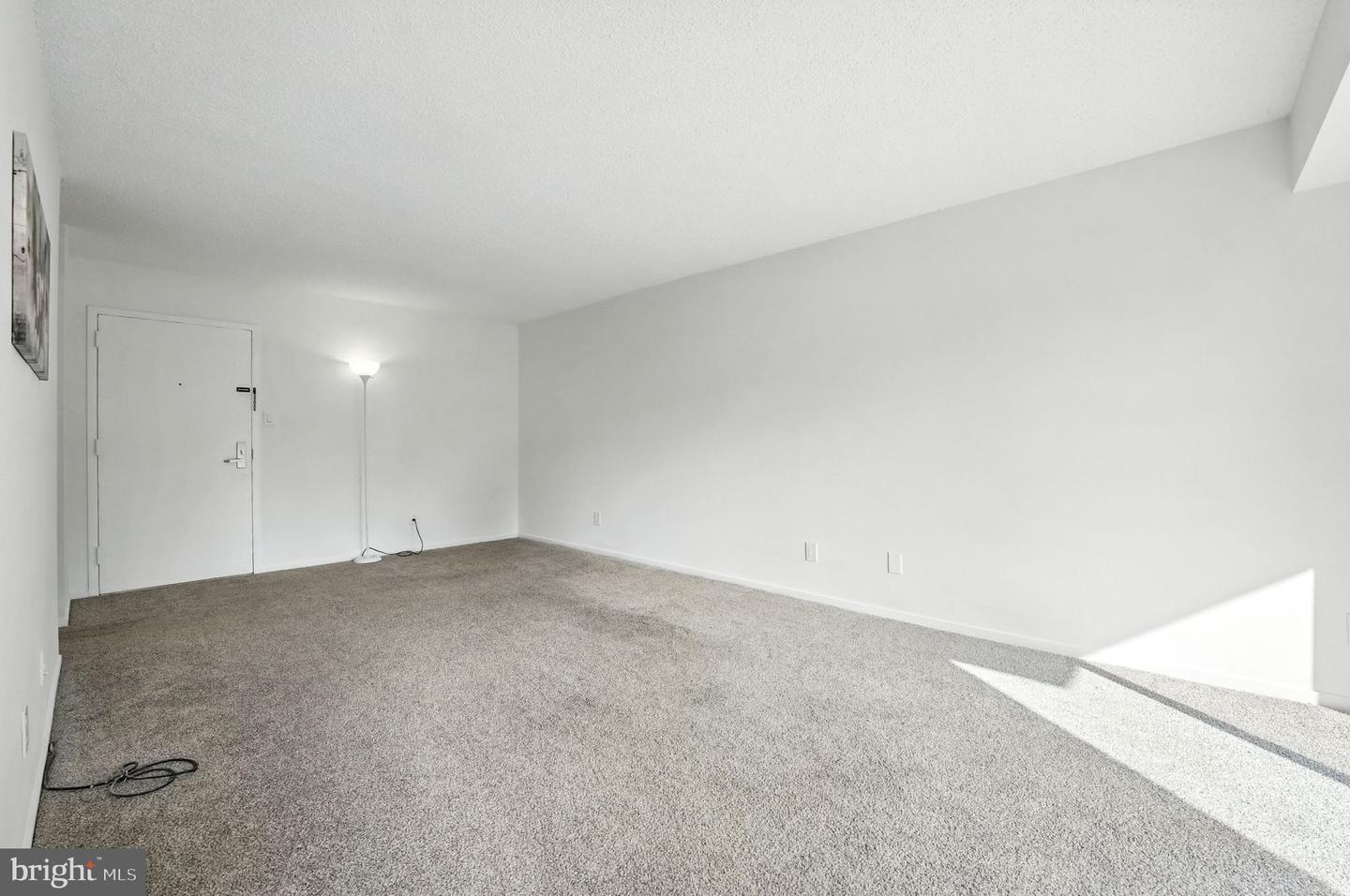 2311 PIMMIT DR #106, FALLS CHURCH, Virginia 22043, 1 Bedroom Bedrooms, ,1 BathroomBathrooms,Residential,For sale,2311 PIMMIT DR #106,VAFX2259154 MLS # VAFX2259154