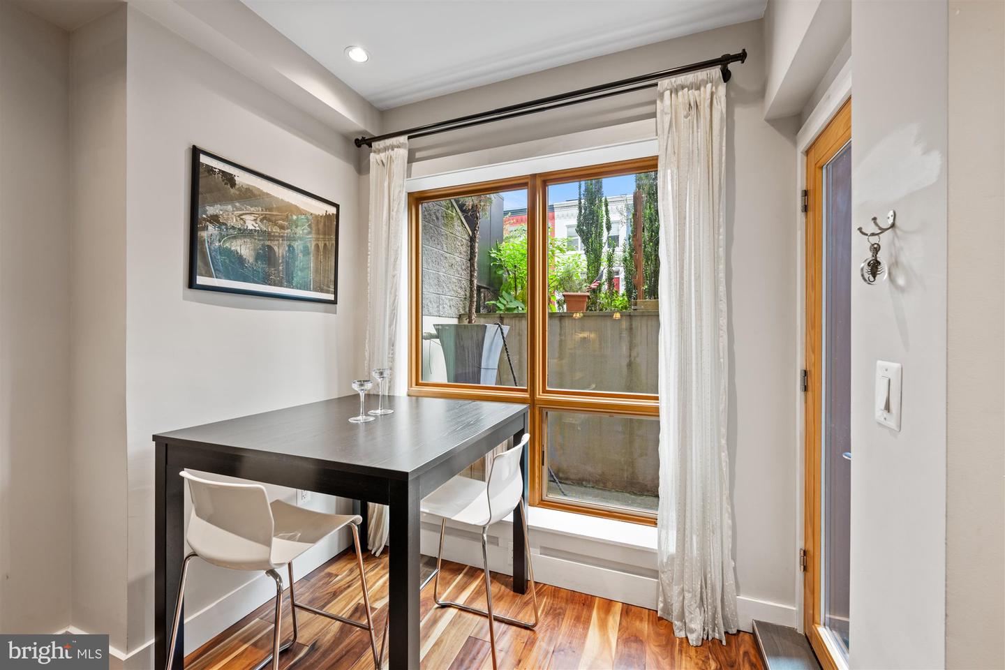 1337 K ST SE #101, WASHINGTON, District Of Columbia 20003, 2 Bedrooms Bedrooms, ,2 BathroomsBathrooms,Residential,For sale,1337 K ST SE #101,DCDC2213504 MLS # DCDC2213504