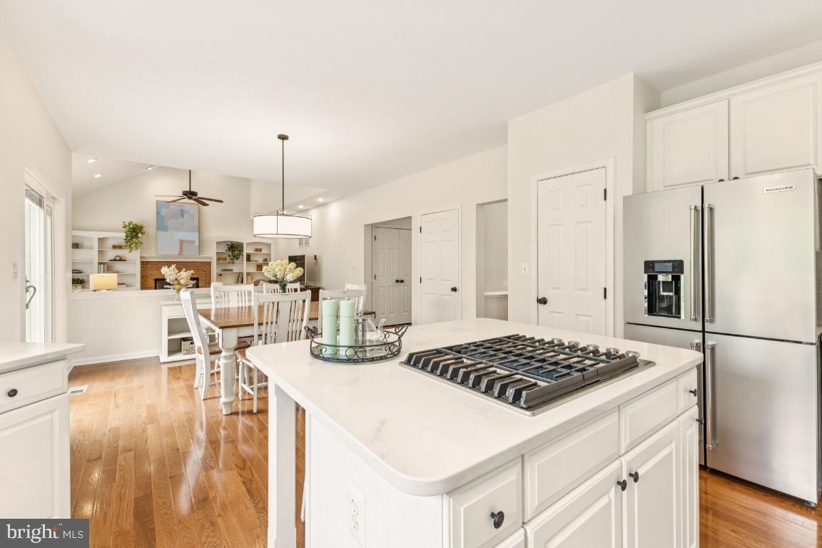43534 HYLAND HILLS ST, CHANTILLY, Virginia 20152, 4 Bedrooms Bedrooms, ,3 BathroomsBathrooms,Residential,For sale,43534 HYLAND HILLS ST,VALO2103818 MLS # VALO2103818