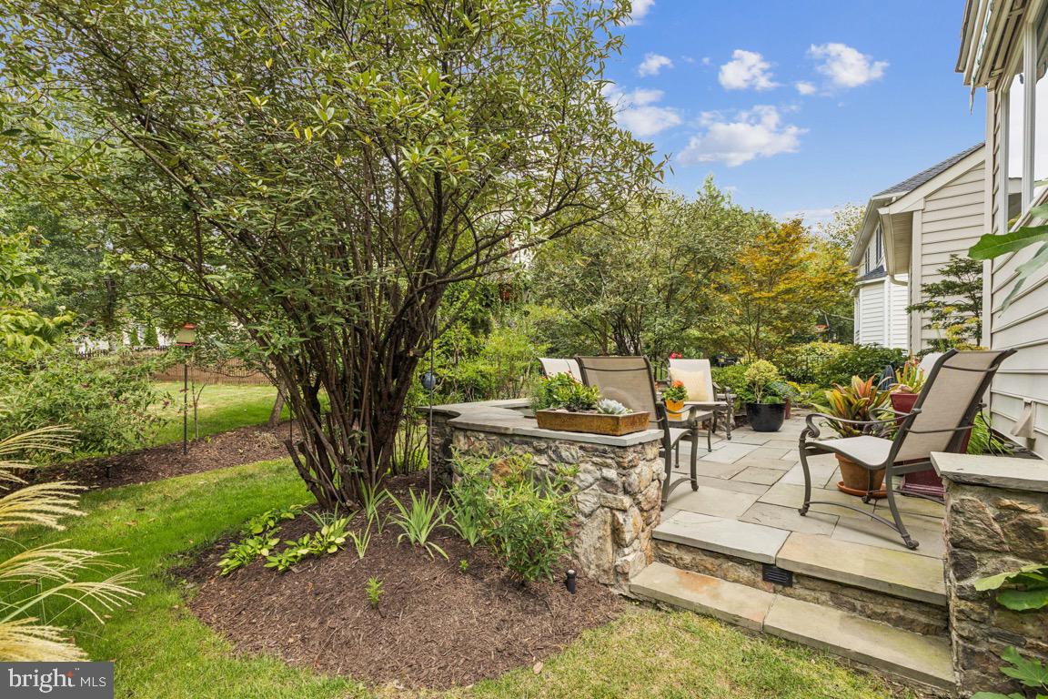 43534 HYLAND HILLS ST, CHANTILLY, Virginia 20152, 4 Bedrooms Bedrooms, ,3 BathroomsBathrooms,Residential,For sale,43534 HYLAND HILLS ST,VALO2103818 MLS # VALO2103818