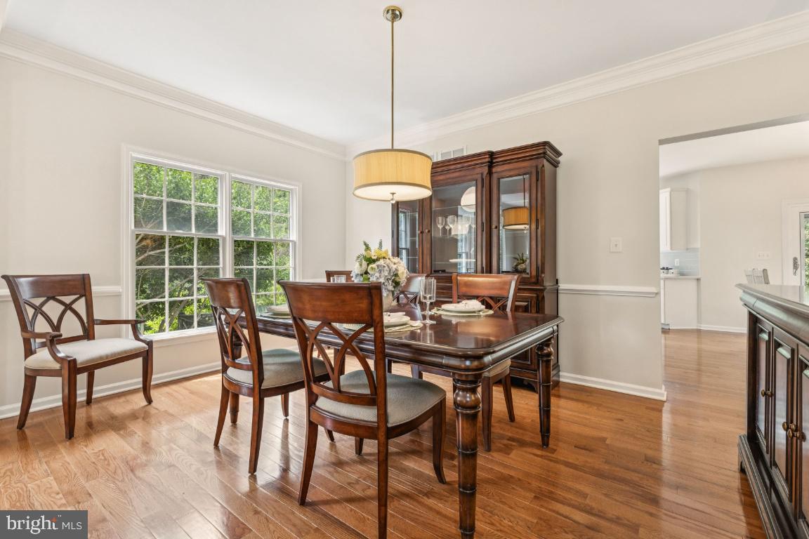 43534 HYLAND HILLS ST, CHANTILLY, Virginia 20152, 4 Bedrooms Bedrooms, ,3 BathroomsBathrooms,Residential,For sale,43534 HYLAND HILLS ST,VALO2103818 MLS # VALO2103818