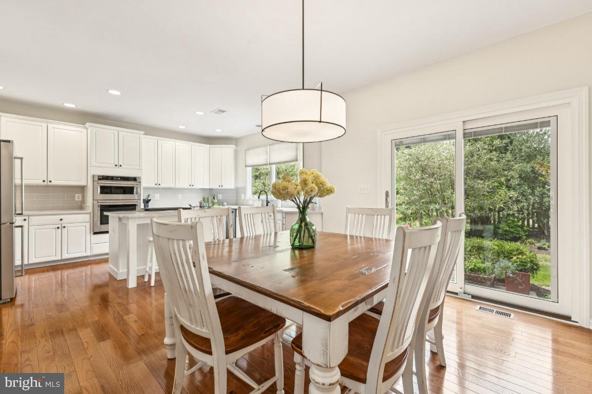 43534 HYLAND HILLS ST, CHANTILLY, Virginia 20152, 4 Bedrooms Bedrooms, ,3 BathroomsBathrooms,Residential,For sale,43534 HYLAND HILLS ST,VALO2103818 MLS # VALO2103818