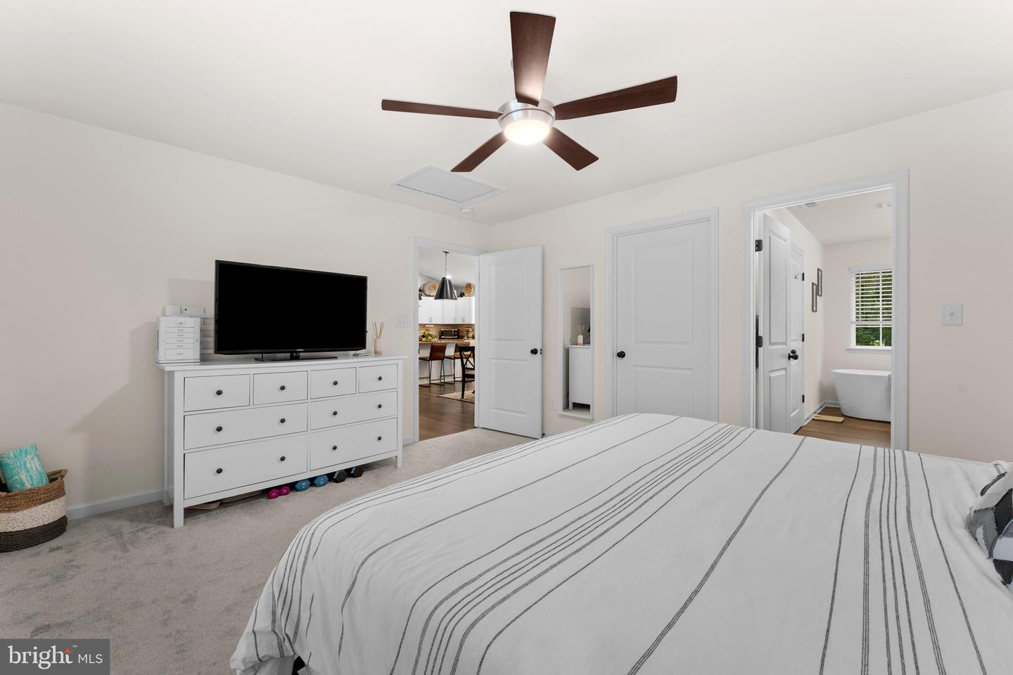 31707 WILDERNESS FARMS RD, LOCUST GROVE, Virginia 22508, 3 Bedrooms Bedrooms, ,2 BathroomsBathrooms,Residential,For sale,31707 WILDERNESS FARMS RD,VAOR2010376 MLS # VAOR2010376