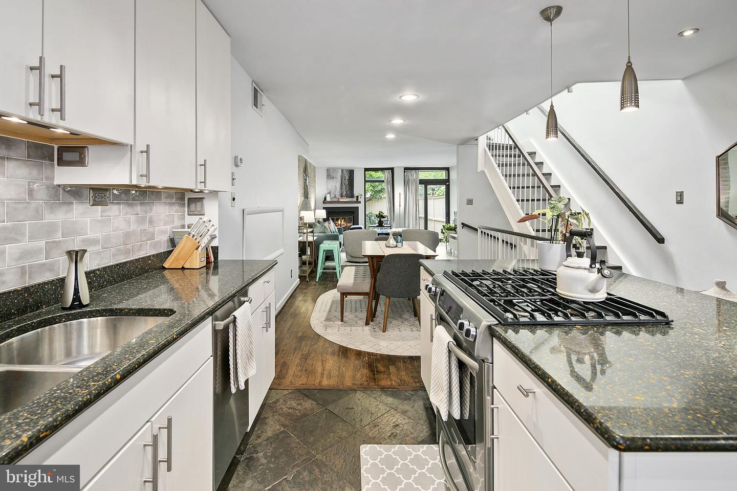 361 N ST SW #361, WASHINGTON, District Of Columbia 20024, 2 Bedrooms Bedrooms, ,3 BathroomsBathrooms,Residential,For sale,361 N ST SW #361,DCDC2213668 MLS # DCDC2213668
