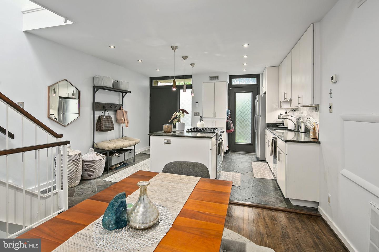 361 N ST SW #361, WASHINGTON, District Of Columbia 20024, 2 Bedrooms Bedrooms, ,3 BathroomsBathrooms,Residential,For sale,361 N ST SW #361,DCDC2213668 MLS # DCDC2213668