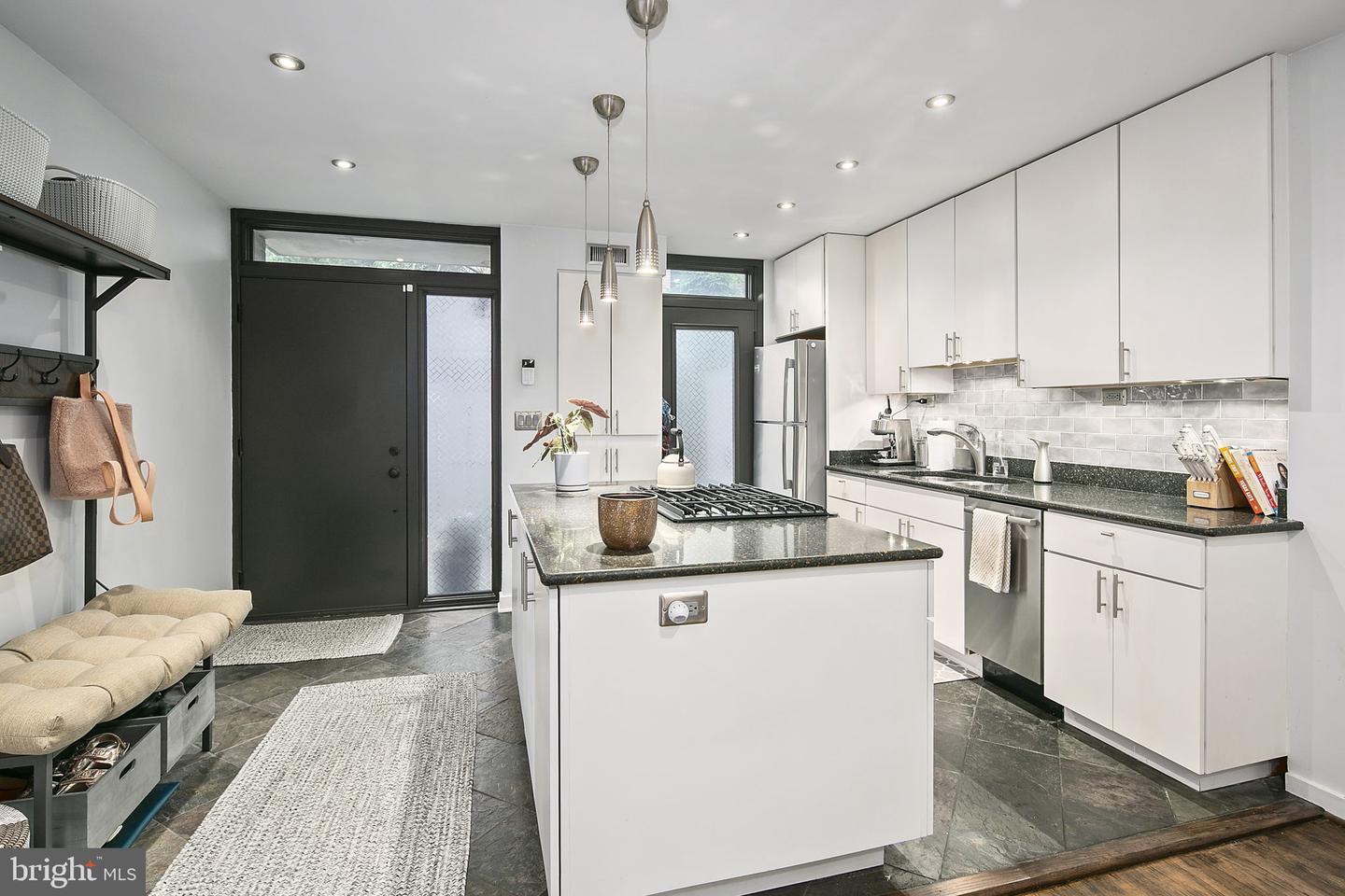 361 N ST SW #361, WASHINGTON, District Of Columbia 20024, 2 Bedrooms Bedrooms, ,3 BathroomsBathrooms,Residential,For sale,361 N ST SW #361,DCDC2213668 MLS # DCDC2213668