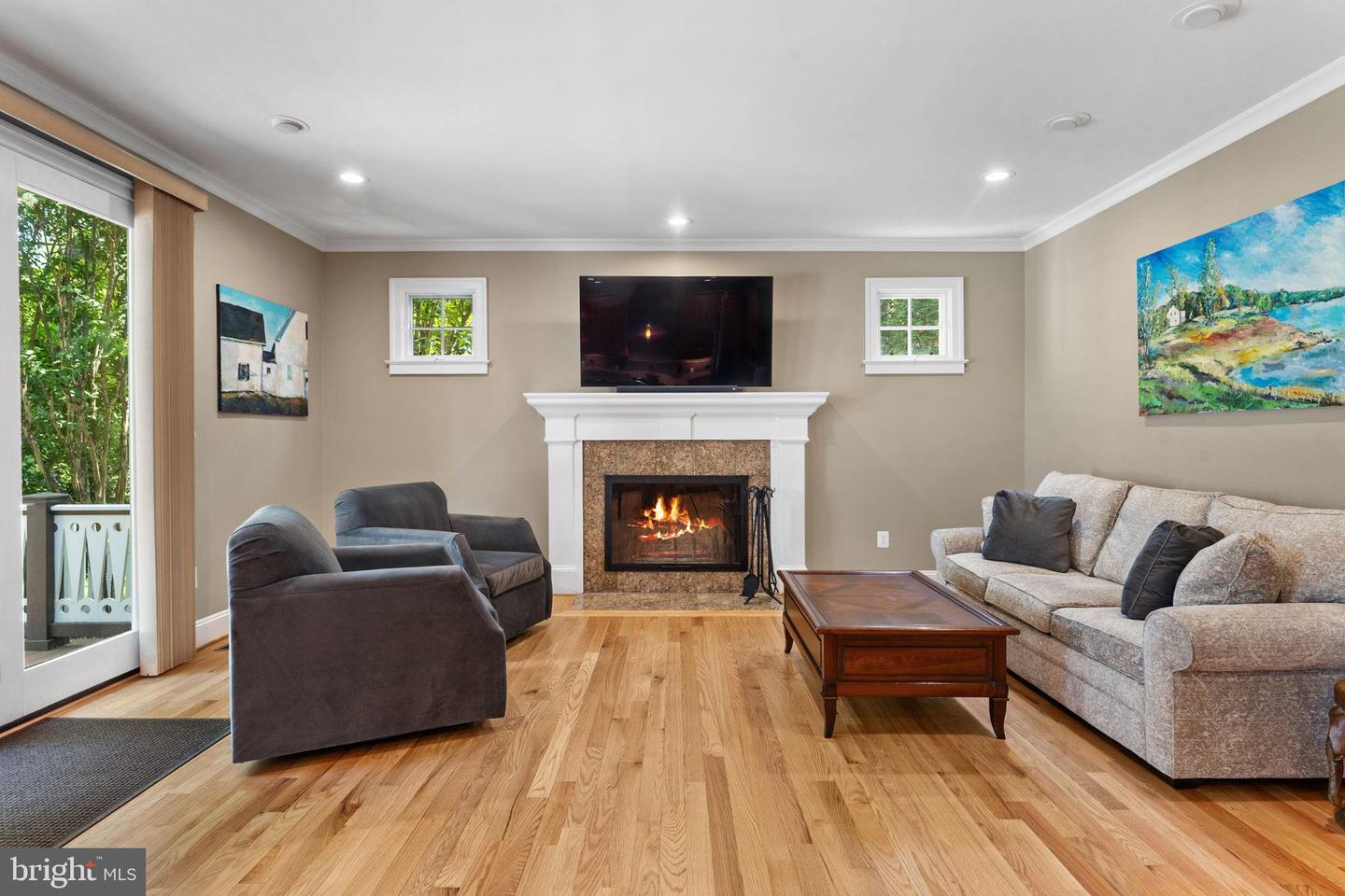 516 CENTER ST S, VIENNA, Virginia 22180, 5 Bedrooms Bedrooms, ,4 BathroomsBathrooms,Residential,For sale,516 CENTER ST S,VAFX2259356 MLS # VAFX2259356