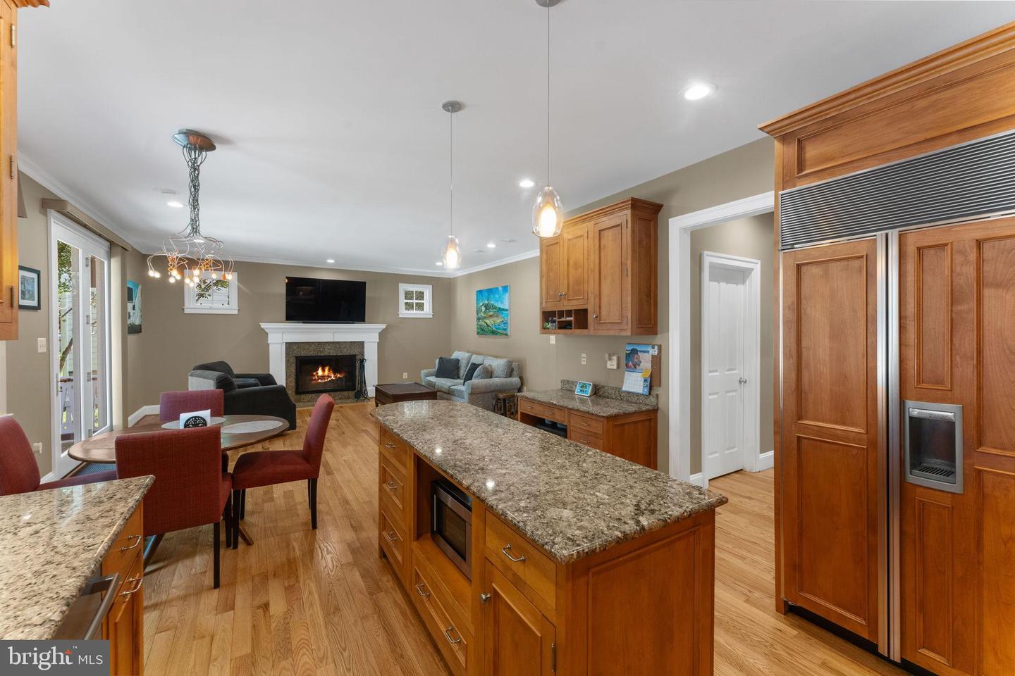516 CENTER ST S, VIENNA, Virginia 22180, 5 Bedrooms Bedrooms, ,4 BathroomsBathrooms,Residential,For sale,516 CENTER ST S,VAFX2259356 MLS # VAFX2259356