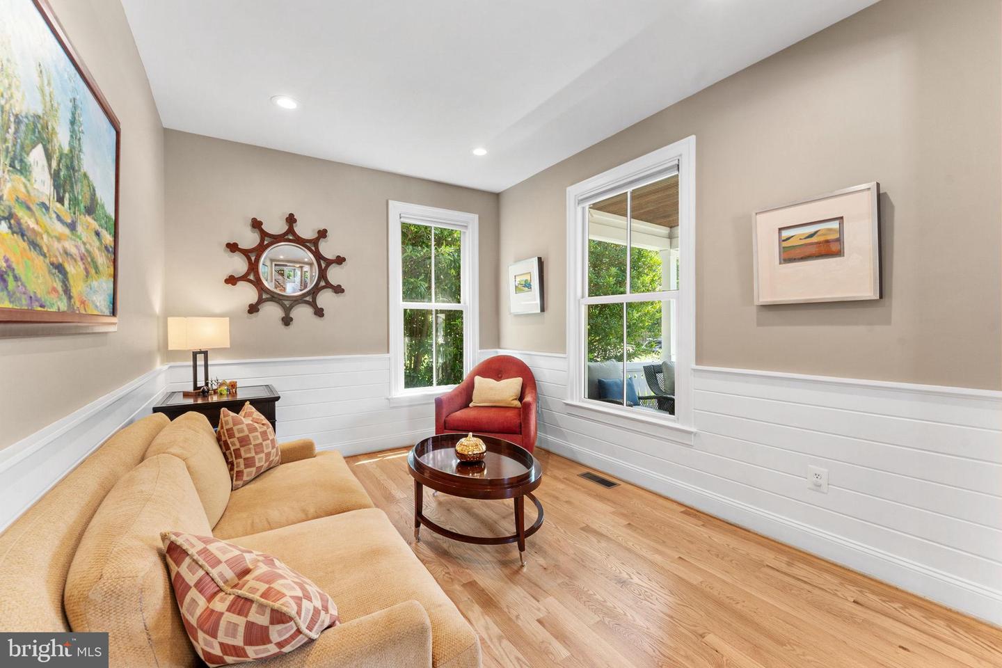 516 CENTER ST S, VIENNA, Virginia 22180, 5 Bedrooms Bedrooms, ,4 BathroomsBathrooms,Residential,For sale,516 CENTER ST S,VAFX2259356 MLS # VAFX2259356