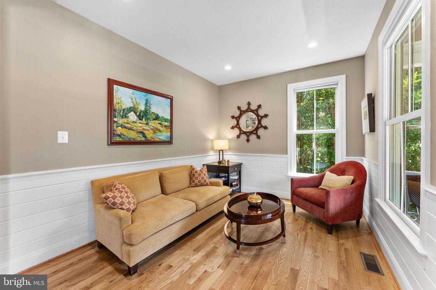 516 CENTER ST S, VIENNA, Virginia 22180, 5 Bedrooms Bedrooms, ,4 BathroomsBathrooms,Residential,For sale,516 CENTER ST S,VAFX2259356 MLS # VAFX2259356