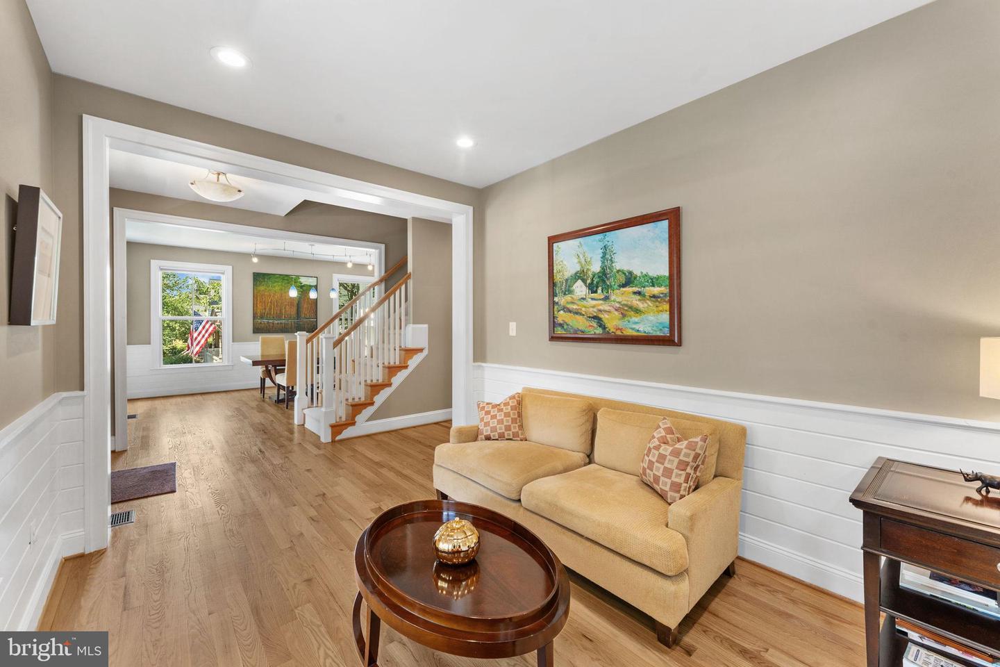 516 CENTER ST S, VIENNA, Virginia 22180, 5 Bedrooms Bedrooms, ,4 BathroomsBathrooms,Residential,For sale,516 CENTER ST S,VAFX2259356 MLS # VAFX2259356