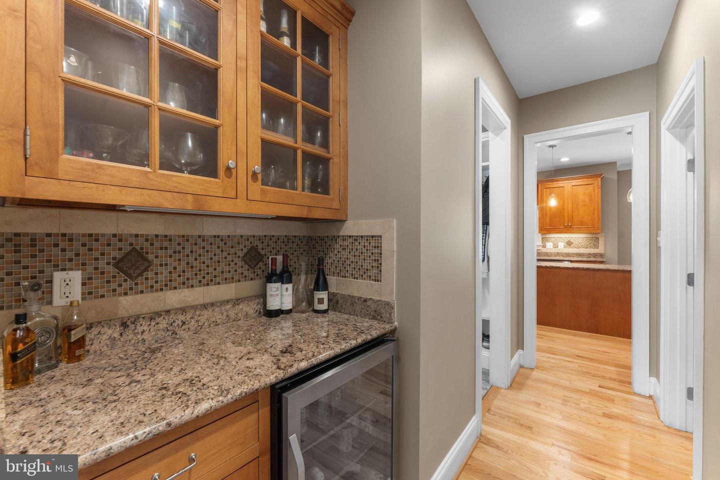 516 CENTER ST S, VIENNA, Virginia 22180, 5 Bedrooms Bedrooms, ,4 BathroomsBathrooms,Residential,For sale,516 CENTER ST S,VAFX2259356 MLS # VAFX2259356