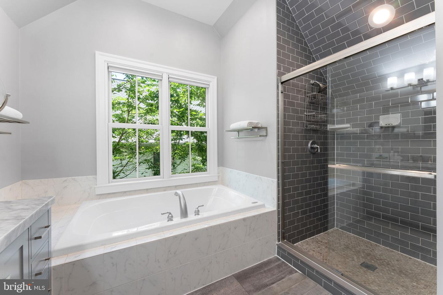 516 CENTER ST S, VIENNA, Virginia 22180, 5 Bedrooms Bedrooms, ,4 BathroomsBathrooms,Residential,For sale,516 CENTER ST S,VAFX2259356 MLS # VAFX2259356