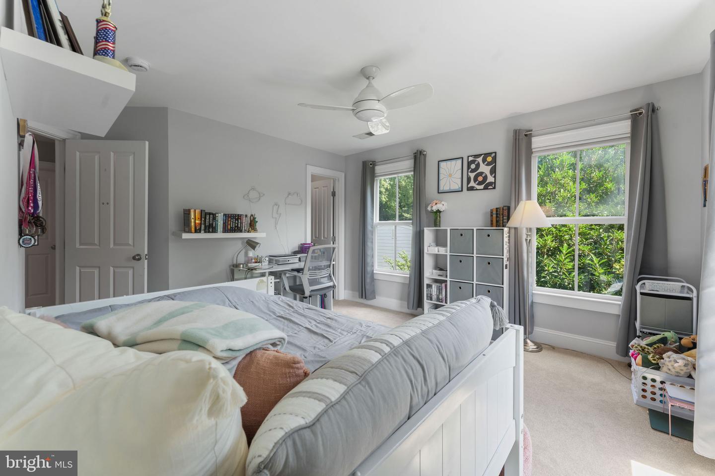 516 CENTER ST S, VIENNA, Virginia 22180, 5 Bedrooms Bedrooms, ,4 BathroomsBathrooms,Residential,For sale,516 CENTER ST S,VAFX2259356 MLS # VAFX2259356