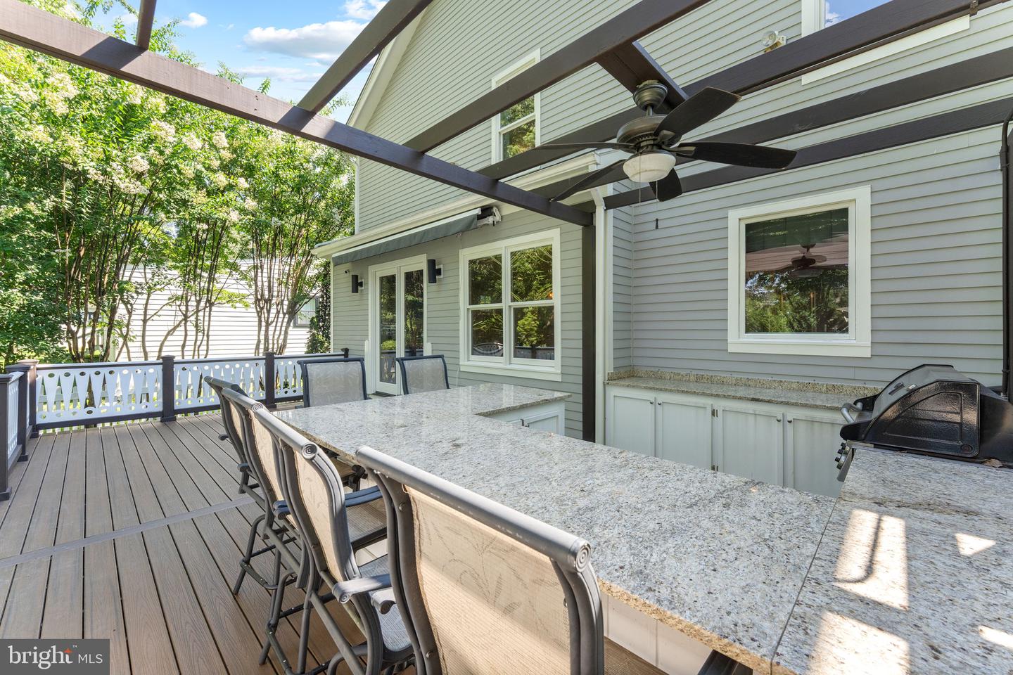 516 CENTER ST S, VIENNA, Virginia 22180, 5 Bedrooms Bedrooms, ,4 BathroomsBathrooms,Residential,For sale,516 CENTER ST S,VAFX2259356 MLS # VAFX2259356