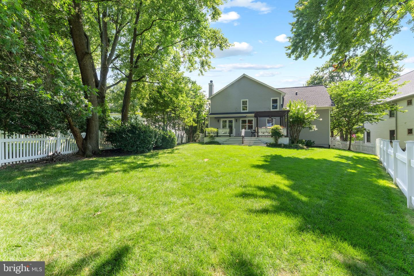 516 CENTER ST S, VIENNA, Virginia 22180, 5 Bedrooms Bedrooms, ,4 BathroomsBathrooms,Residential,For sale,516 CENTER ST S,VAFX2259356 MLS # VAFX2259356