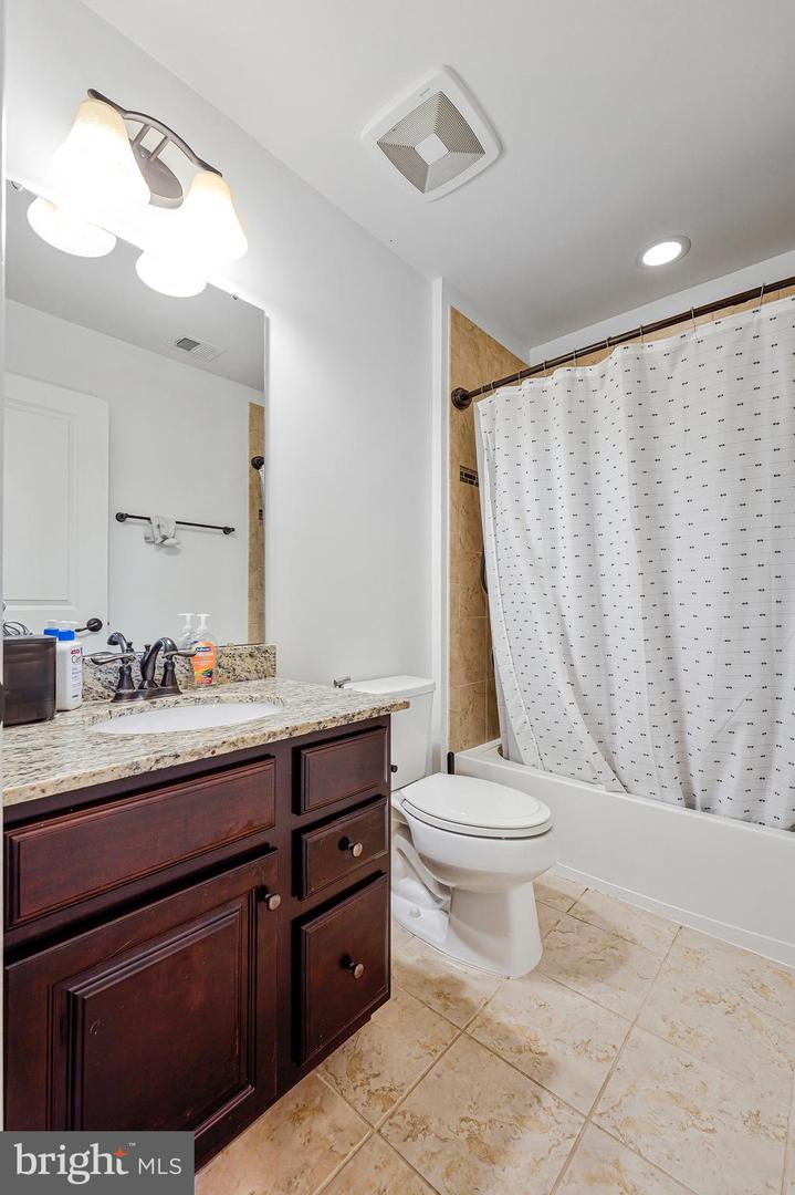 7109 SANTA CRUZ PL, GAINESVILLE, Virginia 20155, 3 Bedrooms Bedrooms, ,2 BathroomsBathrooms,Residential,For sale,7109 SANTA CRUZ PL,VAPW2100790 MLS # VAPW2100790
