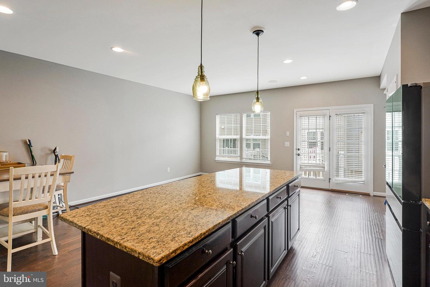 7109 SANTA CRUZ PL, GAINESVILLE, Virginia 20155, 3 Bedrooms Bedrooms, ,2 BathroomsBathrooms,Residential,For sale,7109 SANTA CRUZ PL,VAPW2100790 MLS # VAPW2100790