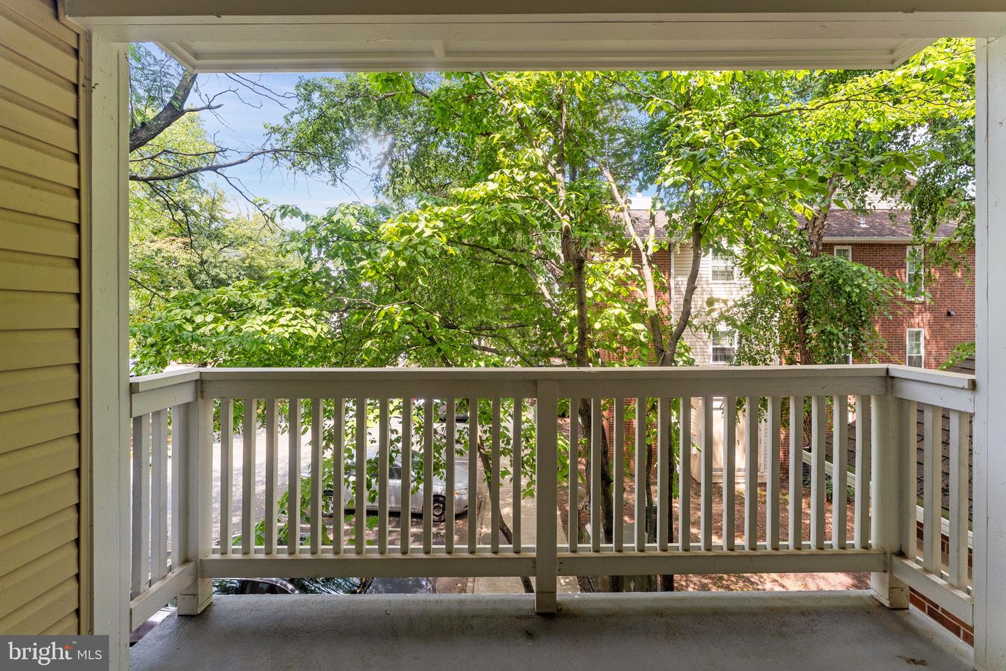 1530 LINCOLN WAY #204, MCLEAN, Virginia 22102, 1 Bedroom Bedrooms, ,1 BathroomBathrooms,Residential,For sale,1530 LINCOLN WAY #204,VAFX2259436 MLS # VAFX2259436