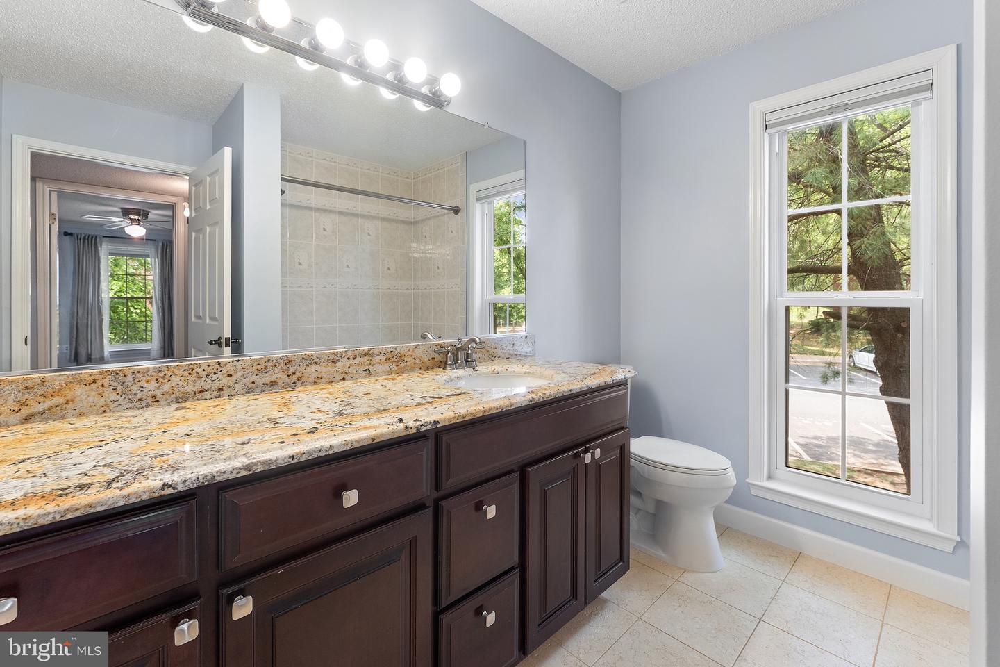 1530 LINCOLN WAY #204, MCLEAN, Virginia 22102, 1 Bedroom Bedrooms, ,1 BathroomBathrooms,Residential,For sale,1530 LINCOLN WAY #204,VAFX2259436 MLS # VAFX2259436