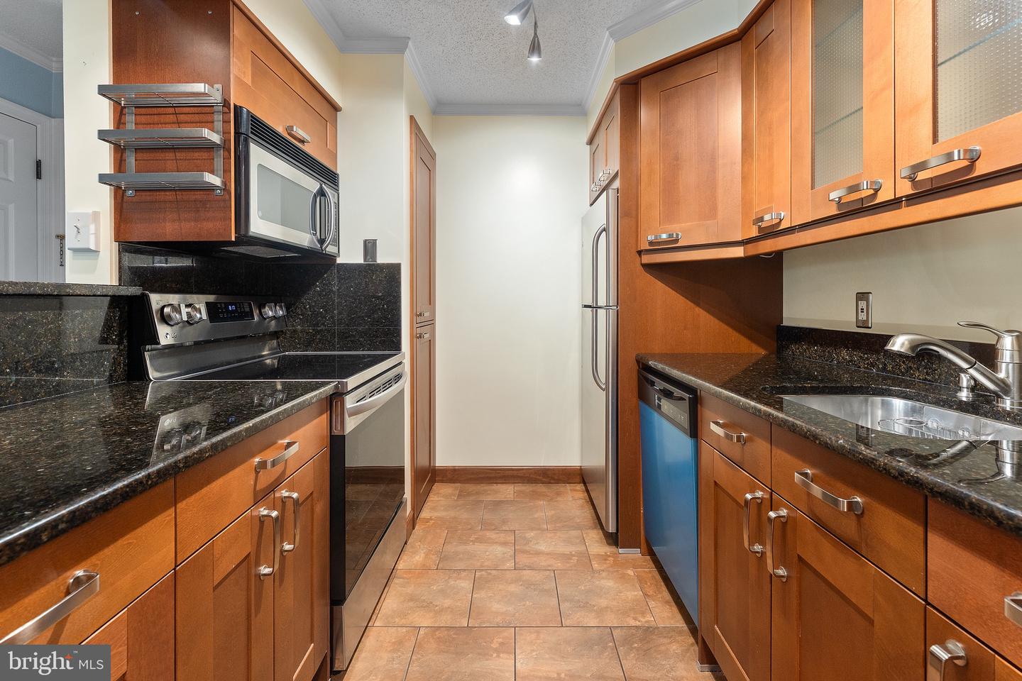 1530 LINCOLN WAY #204, MCLEAN, Virginia 22102, 1 Bedroom Bedrooms, ,1 BathroomBathrooms,Residential,For sale,1530 LINCOLN WAY #204,VAFX2259436 MLS # VAFX2259436