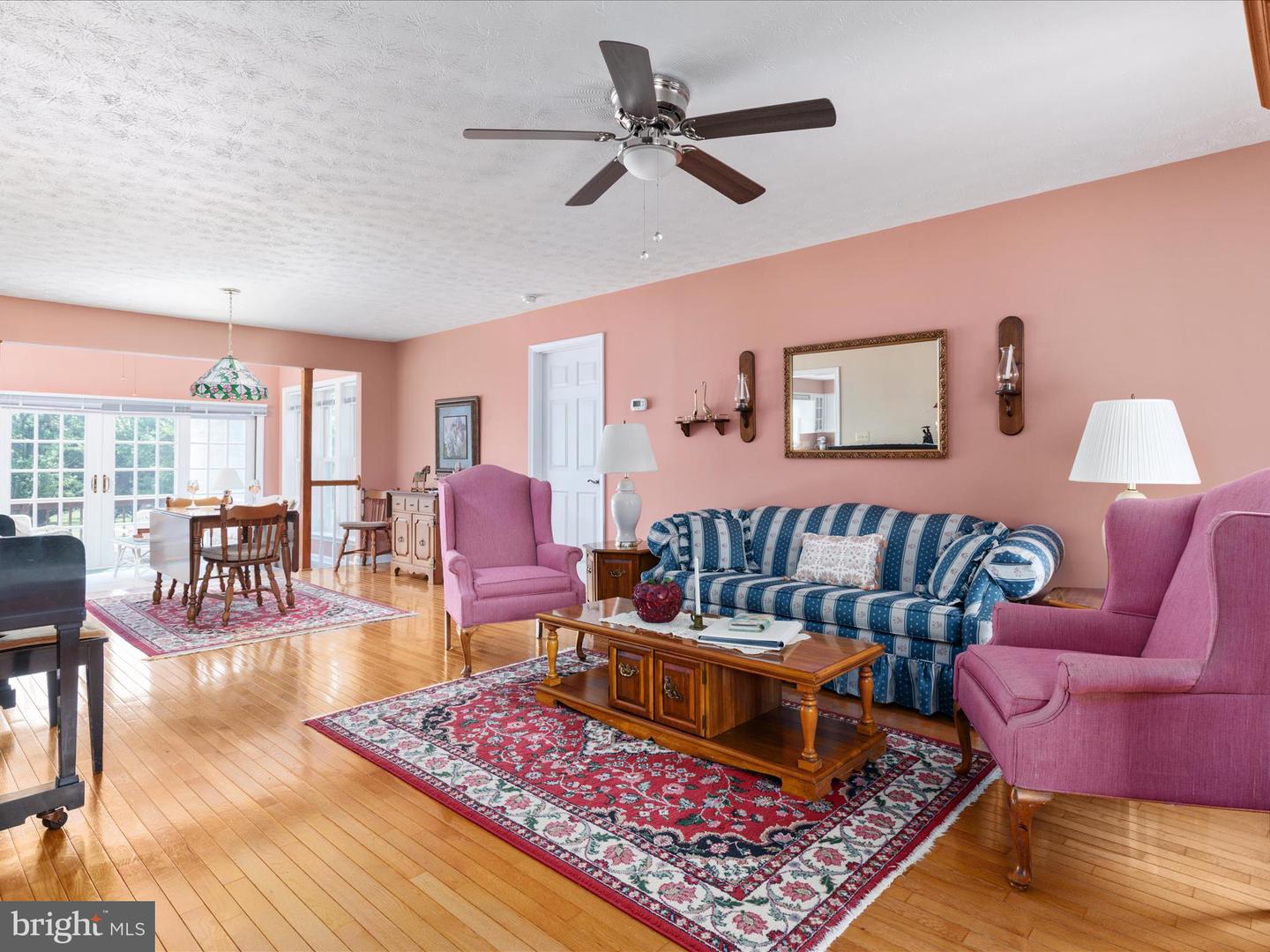 1153 MERRIMANS LN, WINCHESTER, Virginia 22602, 3 Bedrooms Bedrooms, ,2 BathroomsBathrooms,Residential,For sale,1153 MERRIMANS LN,VAFV2035906 MLS # VAFV2035906