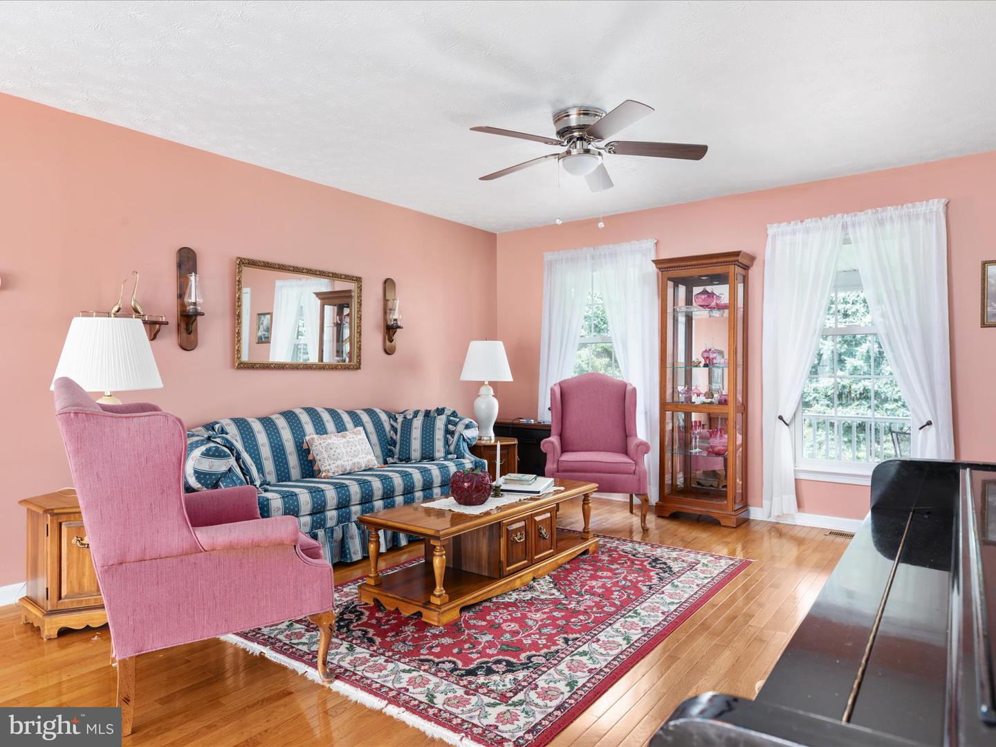 1153 MERRIMANS LN, WINCHESTER, Virginia 22602, 3 Bedrooms Bedrooms, ,2 BathroomsBathrooms,Residential,For sale,1153 MERRIMANS LN,VAFV2035906 MLS # VAFV2035906
