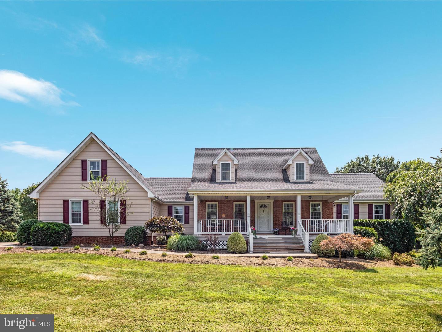1153 MERRIMANS LN, WINCHESTER, Virginia 22602, 3 Bedrooms Bedrooms, ,2 BathroomsBathrooms,Residential,For sale,1153 MERRIMANS LN,VAFV2035906 MLS # VAFV2035906