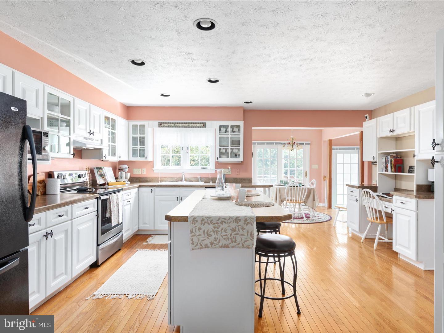 1153 MERRIMANS LN, WINCHESTER, Virginia 22602, 3 Bedrooms Bedrooms, ,2 BathroomsBathrooms,Residential,For sale,1153 MERRIMANS LN,VAFV2035906 MLS # VAFV2035906