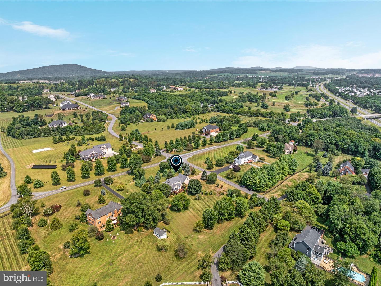 1153 MERRIMANS LN, WINCHESTER, Virginia 22602, 3 Bedrooms Bedrooms, ,2 BathroomsBathrooms,Residential,For sale,1153 MERRIMANS LN,VAFV2035906 MLS # VAFV2035906