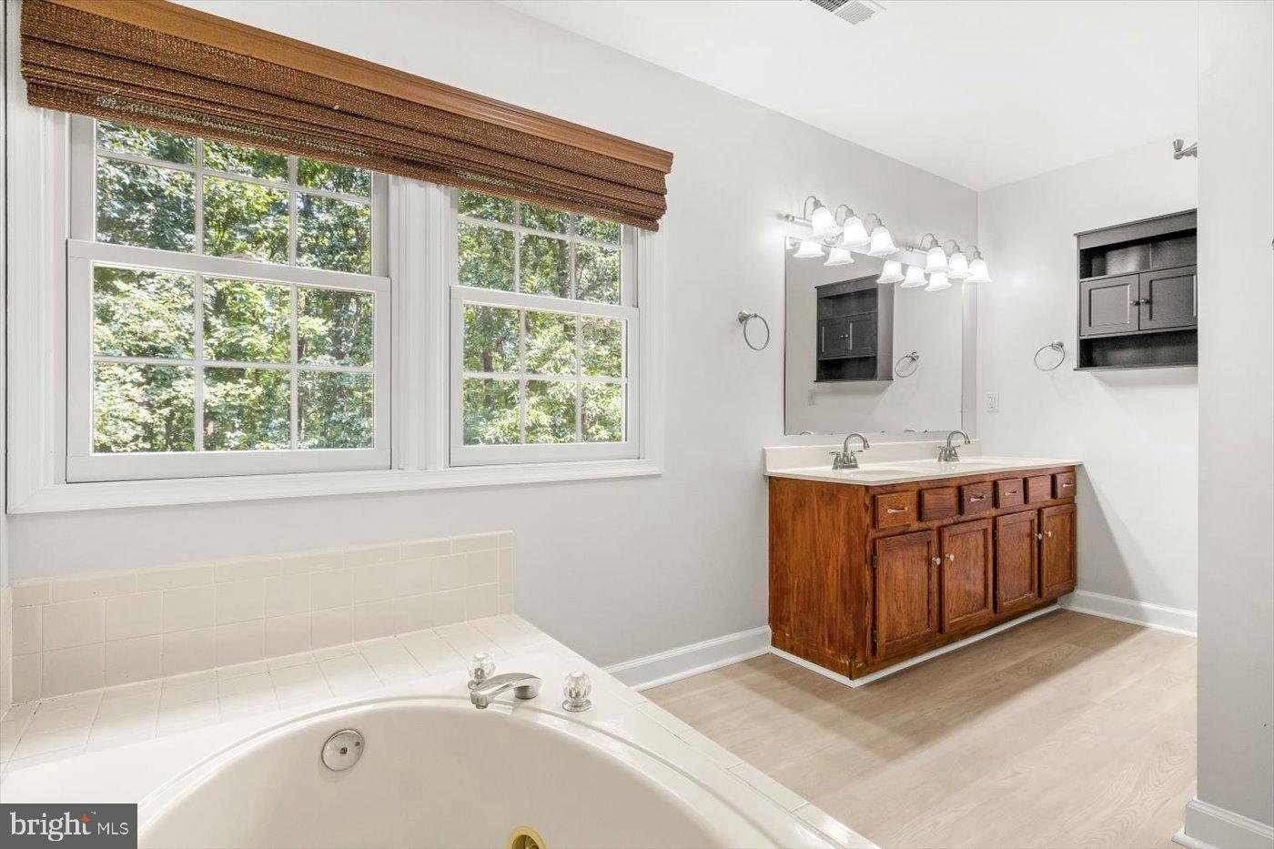 4301 MURVEN PARK LN, FREDERICKSBURG, Virginia 22408, ,Residential,For sale,4301 MURVEN PARK LN,VASP2035278 MLS # VASP2035278
