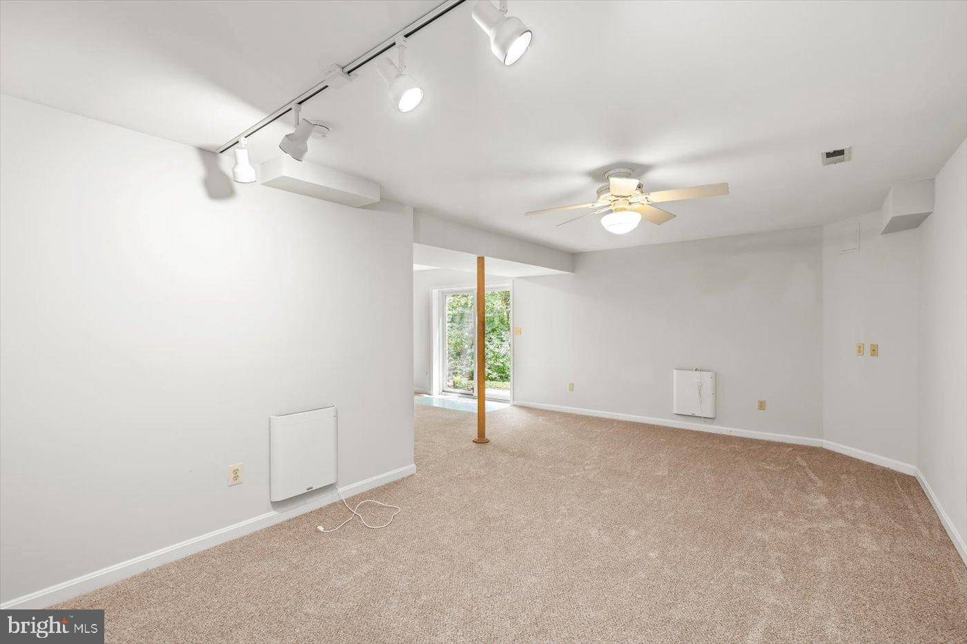 4301 MURVEN PARK LN, FREDERICKSBURG, Virginia 22408, ,Residential,For sale,4301 MURVEN PARK LN,VASP2035278 MLS # VASP2035278