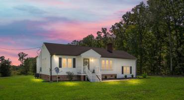 28053 SIGNBOARD RD, RUTHER GLEN, Virginia 22546, 3 Bedrooms Bedrooms, ,2 BathroomsBathrooms,Residential,For sale,28053 SIGNBOARD RD,VACV2008634 MLS # VACV2008634