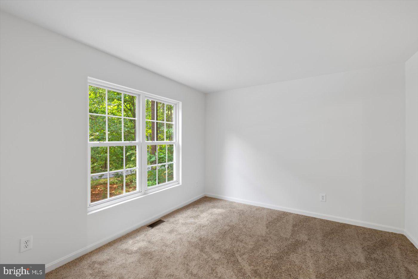 516 HESSLER DR, RUTHER GLEN, Virginia 22546, 4 Bedrooms Bedrooms, ,2 BathroomsBathrooms,Residential,For sale,516 HESSLER DR,VACV2008624 MLS # VACV2008624