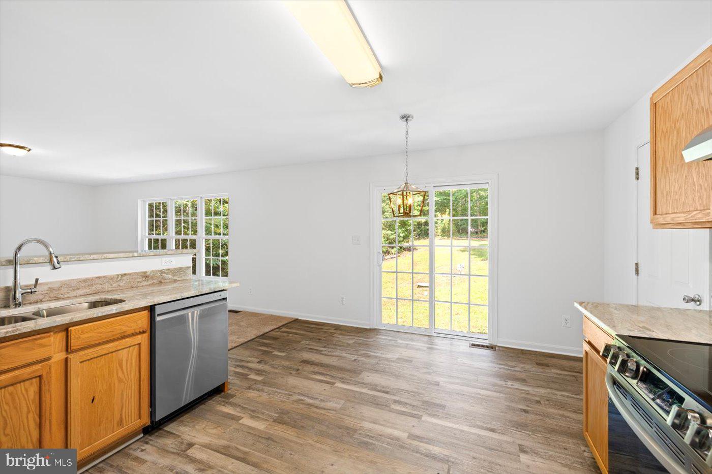 516 HESSLER DR, RUTHER GLEN, Virginia 22546, 4 Bedrooms Bedrooms, ,2 BathroomsBathrooms,Residential,For sale,516 HESSLER DR,VACV2008624 MLS # VACV2008624