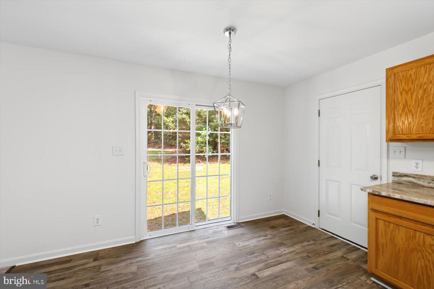 516 HESSLER DR, RUTHER GLEN, Virginia 22546, 4 Bedrooms Bedrooms, ,2 BathroomsBathrooms,Residential,For sale,516 HESSLER DR,VACV2008624 MLS # VACV2008624