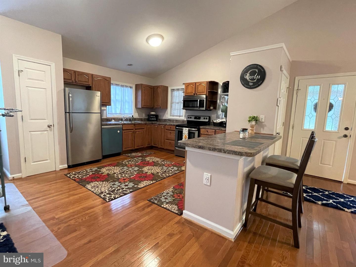 312 7TH ST, COLONIAL BEACH, Virginia 22443, 3 Bedrooms Bedrooms, 7 Rooms Rooms,2 BathroomsBathrooms,Residential,For sale,312 7TH ST,VAWE2009462 MLS # VAWE2009462