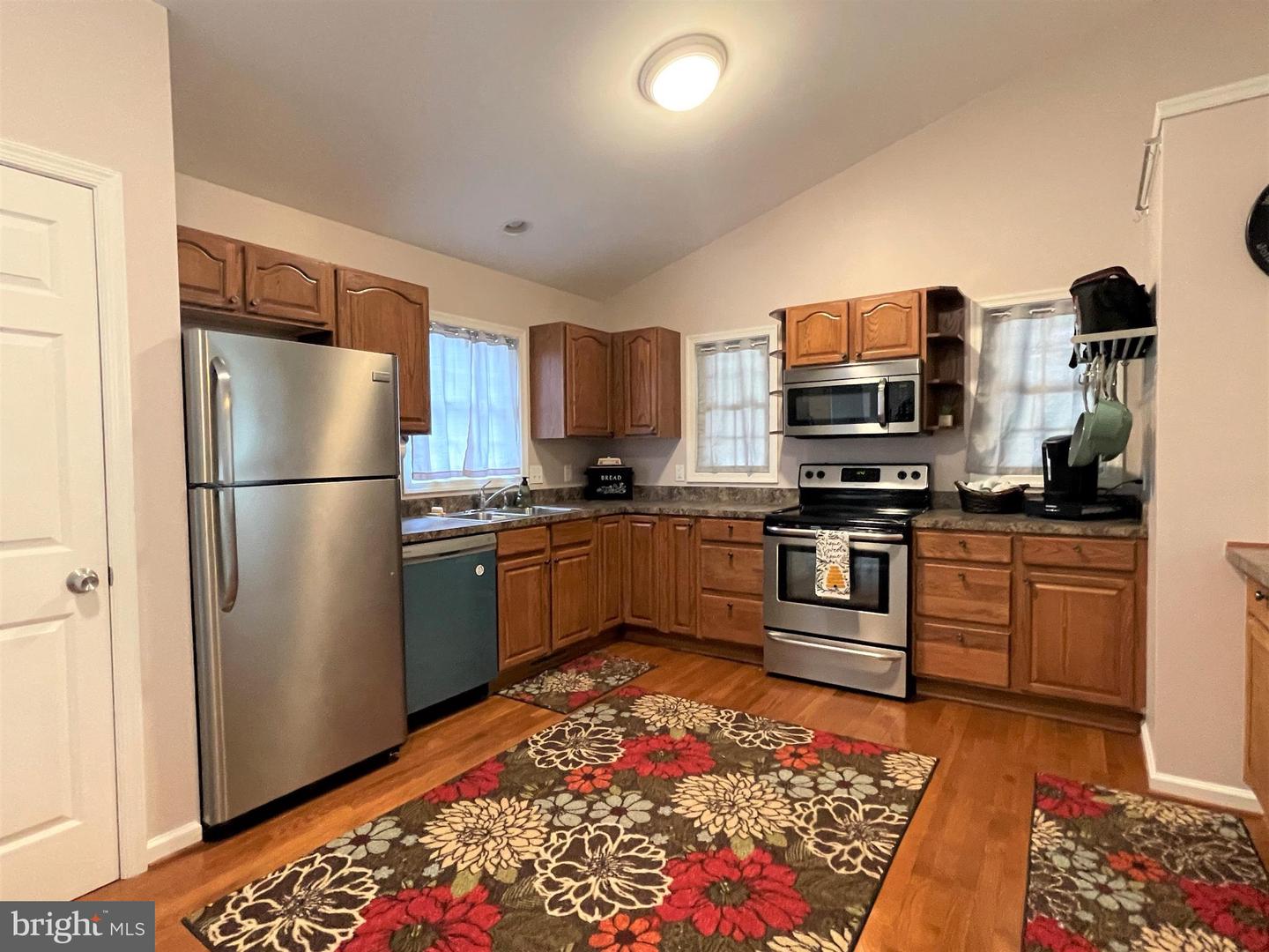 312 7TH ST, COLONIAL BEACH, Virginia 22443, 3 Bedrooms Bedrooms, 7 Rooms Rooms,2 BathroomsBathrooms,Residential,For sale,312 7TH ST,VAWE2009462 MLS # VAWE2009462