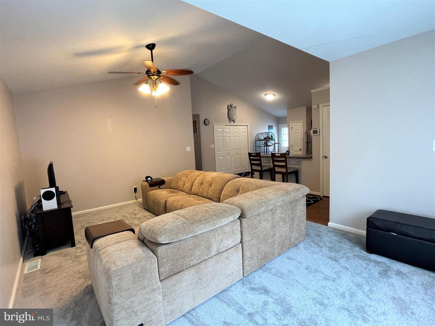 312 7TH ST, COLONIAL BEACH, Virginia 22443, 3 Bedrooms Bedrooms, 7 Rooms Rooms,2 BathroomsBathrooms,Residential,For sale,312 7TH ST,VAWE2009462 MLS # VAWE2009462