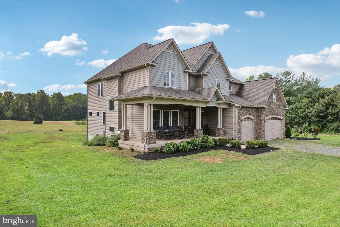 7099 ROGUES RD, NOKESVILLE, Virginia 20181, 4 Bedrooms Bedrooms, ,4 BathroomsBathrooms,Residential,For sale,7099 ROGUES RD,VAFQ2017844 MLS # VAFQ2017844