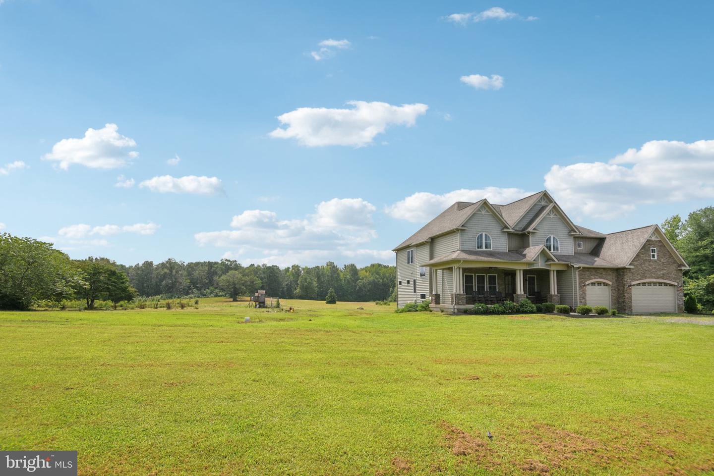 7099 ROGUES RD, NOKESVILLE, Virginia 20181, 4 Bedrooms Bedrooms, ,4 BathroomsBathrooms,Residential,For sale,7099 ROGUES RD,VAFQ2017844 MLS # VAFQ2017844