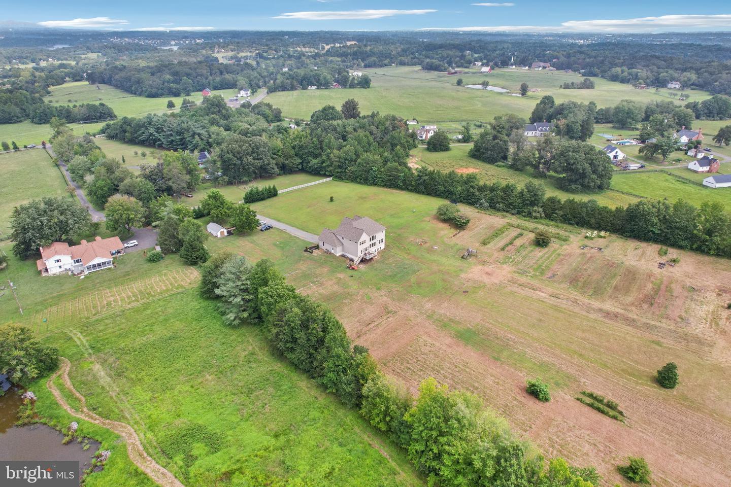 7099 ROGUES RD, NOKESVILLE, Virginia 20181, 4 Bedrooms Bedrooms, ,4 BathroomsBathrooms,Residential,For sale,7099 ROGUES RD,VAFQ2017844 MLS # VAFQ2017844