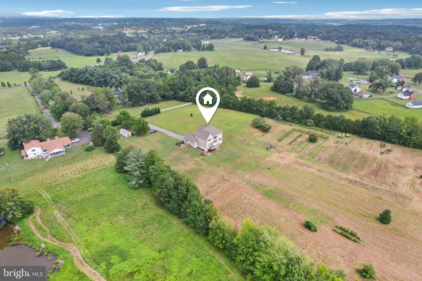 7099 ROGUES RD, NOKESVILLE, Virginia 20181, 4 Bedrooms Bedrooms, ,4 BathroomsBathrooms,Residential,For sale,7099 ROGUES RD,VAFQ2017844 MLS # VAFQ2017844